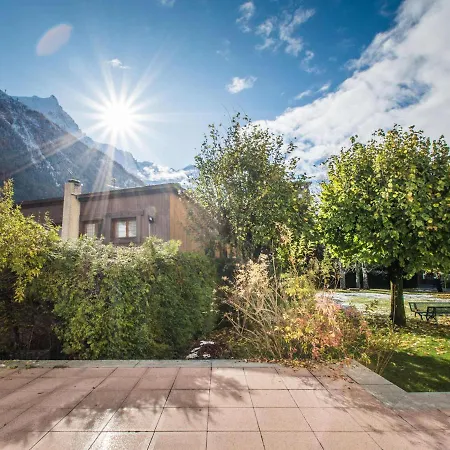 Apartment 4 Etoiles Au Coeur De Chamonix, 3 Chambres, Proche Musee Alpin, Parking, Wifi Inclus - Fr-1-343-186 *
